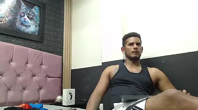 Snapshot of Chris_Dick23 chatting on January 28, 8:57 am Chris Dick23 online show from January 28, 8:57 am