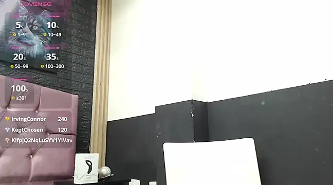 Snapshot of Chris_Dick23 chatting on February 1, 8:18 am Chris Dick23 online show from February 1, 8:18 am