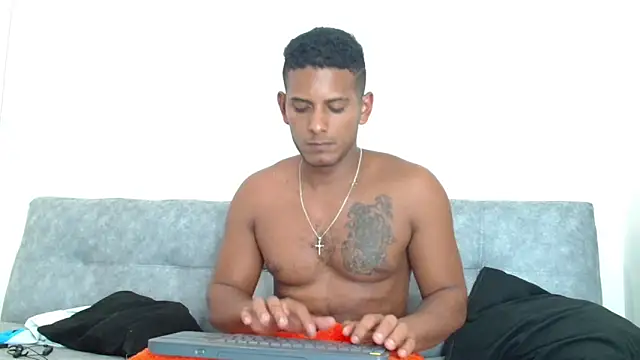 Snapshot of Chris_Dick23 chatting on March 3, 6:15 am Chris Dick23 online show from March 3, 6:15 am