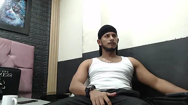 Snapshot of Chris_Dick23 chatting on September 12, 5:29 am Chris Dick23 online show from September 12, 5:29 am