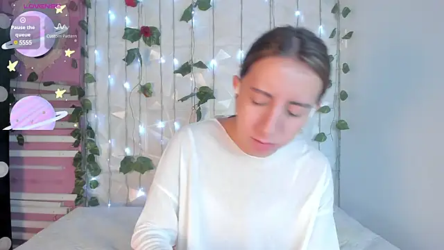 Miiaa doll online show from March 8, 11:48 am