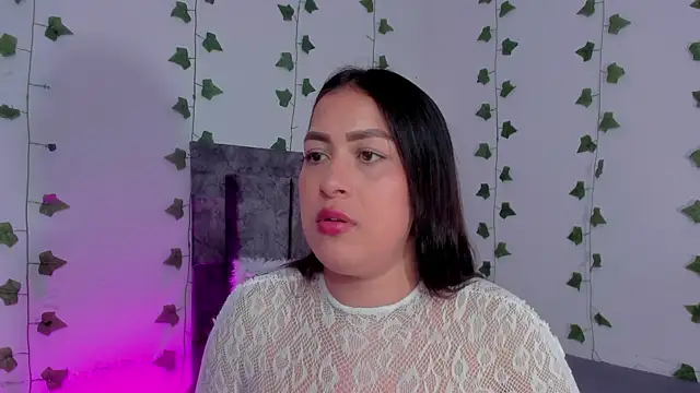 Miaa Garcia online show from June 16, 11:07 pm