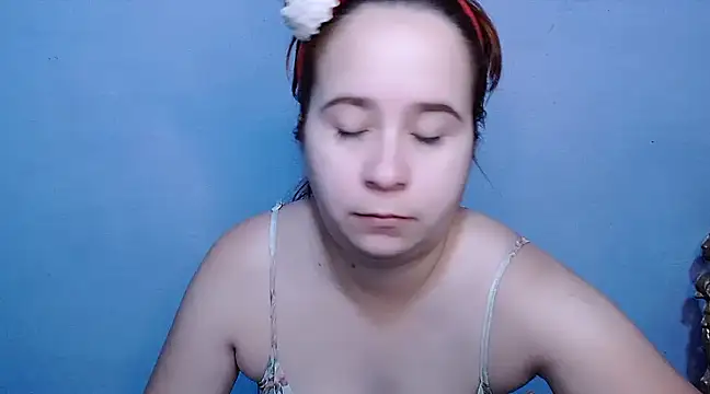 SubLayla01 online show from February 17, 11:44 am