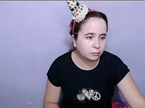 SubLayla01 online show from February 16, 6:15 pm