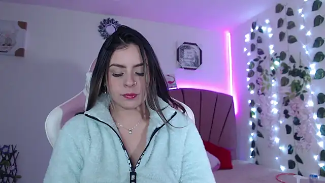 GabyVandriel online show from December 4, 1:53 pm