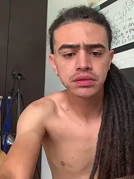 Snapshot of JovenDesobediente chatting on September 16, 4:41 pm JovenDesobediente online show from September 16, 4:41 pm