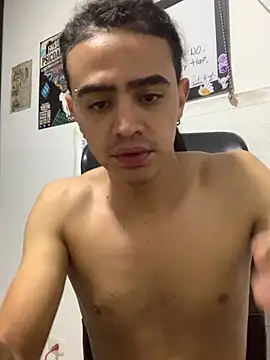 Snapshot of JovenDesobediente chatting on September 27, 4:50 am JovenDesobediente online show from September 27, 4:50 am