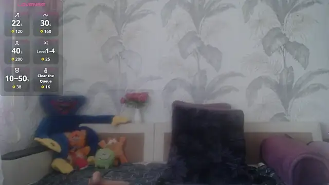 CamDiva113 online show from May 8, 1:44 am