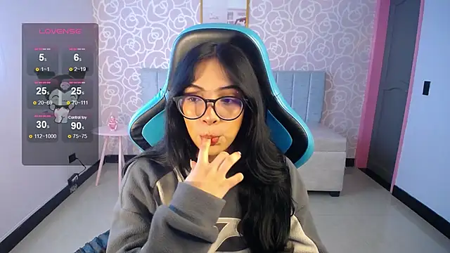 ninfa1 ch online show from February 10, 11:15 am