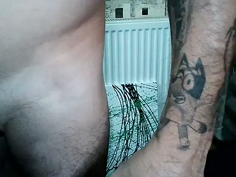 happyDevil669 online show from August 2, 9:46 pm