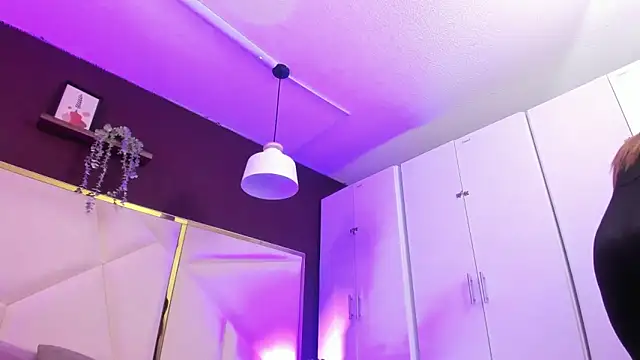 April bowie online show from October 22, 11:10 am