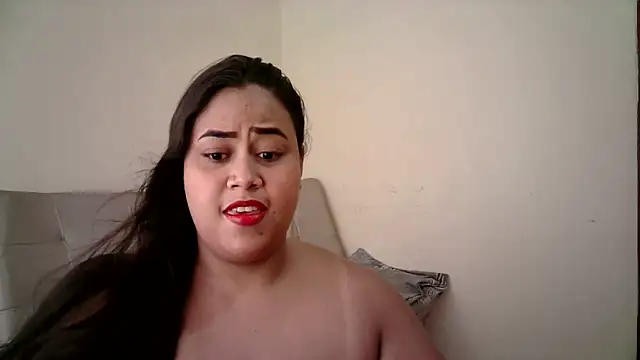 Snapshot of abril_sexy04 chatting on June 2, 2:08 pm abril sexy04 online show from June 2, 2:08 pm