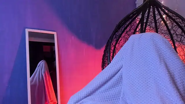 Hellen dumont online show from February 6, 2:22 am