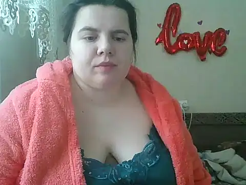 so shy online show from February 21, 2:06 pm