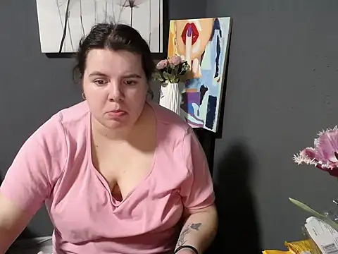 so shy online show from March 12, 10:05 am