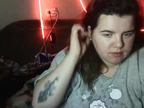 so shy online show from September 27, 6:46 pm