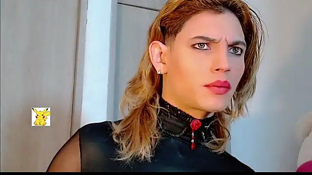 Snapshot of honey_skin chatting on February 26, 2:26 am honey skin online show from February 26, 2:26 am