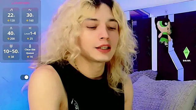 Snapshot of honey_skin chatting on October 7, 1:58 am honey skin online show from October 7, 1:58 am