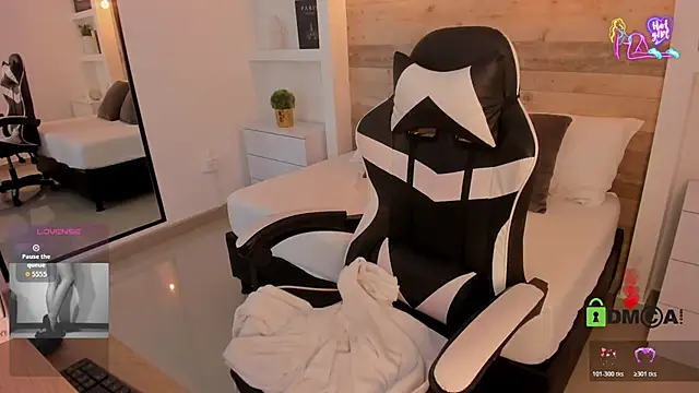 candy summer28 online show from February 18, 7:32 pm