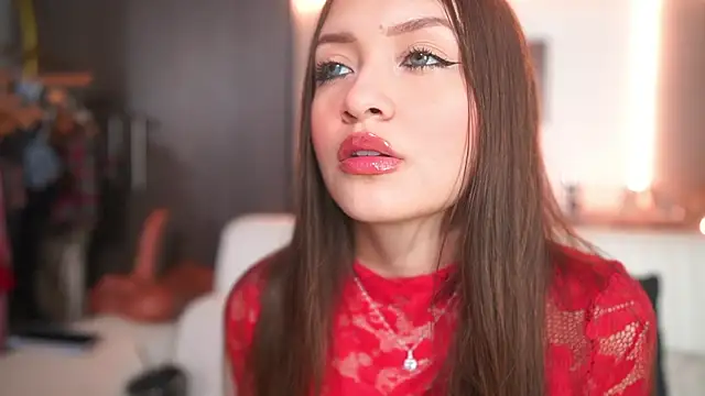 katlyn martins online show from May 21, 6:48 pm