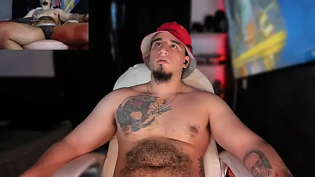 Snapshot of kingbear777 chatting on January 19, 11:21 pm kingbear777 online show from January 19, 11:21 pm