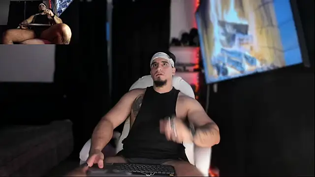 Snapshot of kingbear777 chatting on January 27, 11:33 pm kingbear777 online show from January 27, 11:33 pm