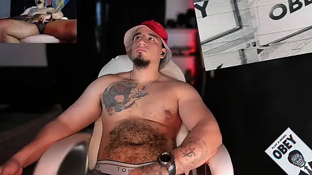 Snapshot of kingbear777 chatting on February 2, 10:06 pm kingbear777 online show from February 2, 10:06 pm