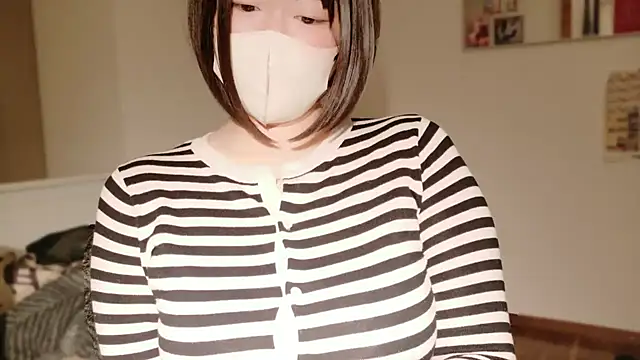 Snapshot of xxxYUKARIxxx chatting on March 12, 9:44 am xxxYUKARIxxx online show from March 12, 9:44 am