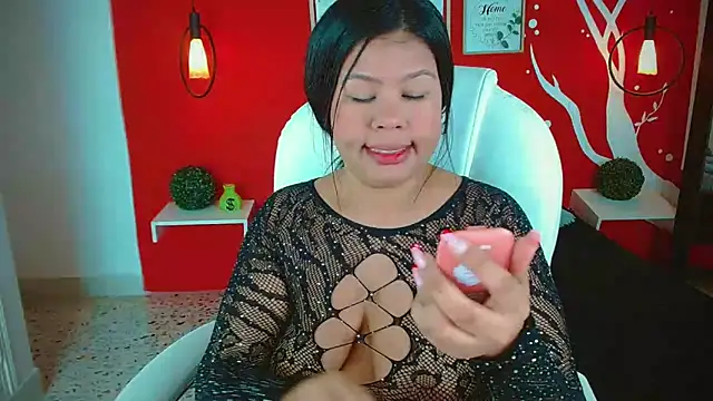 Snapshot of KeyshaRous chatting on December 14, 4:42 pm KeyshaRous online show from December 14, 4:42 pm
