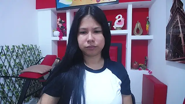 Snapshot of Letty_Plugxo chatting on January 9, 1:36 pm Letty Plugxo online show from January 9, 1:36 pm