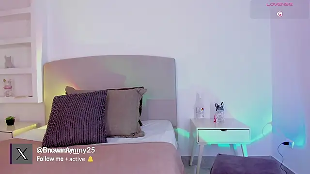 Ammy xx online show from March 13, 7:28 pm