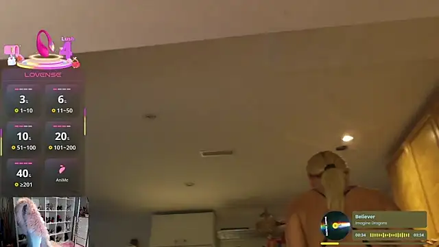 BaditaLuna online show from January 17, 1:16 pm