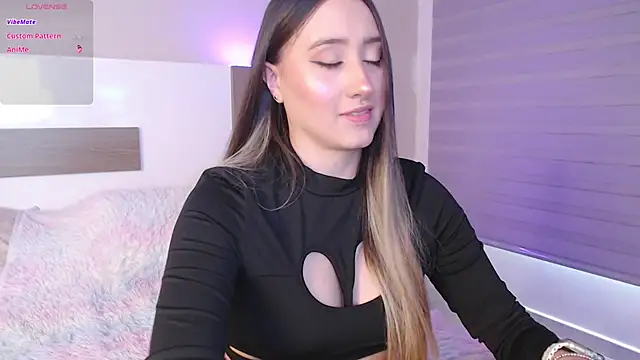 PiaSmile online show from March 17, 10:17 pm