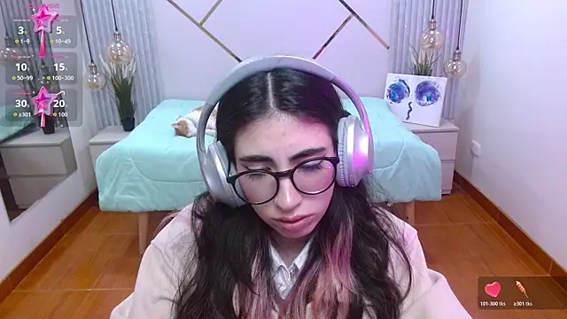 LenaRoses online show from January 10, 7:48 pm