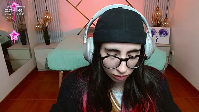 LenaRoses online show from February 19, 9:22 pm