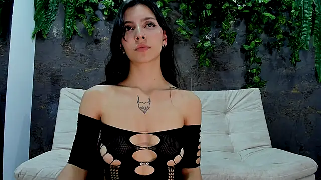 alice greco online show from December 15, 3:44 am