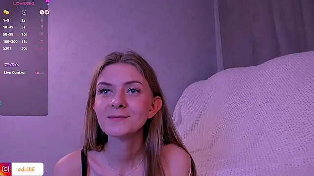 Naomi Girly online show from January 15, 5:15 pm