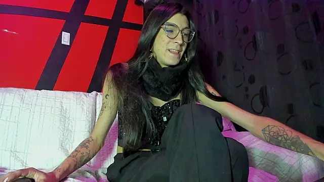 Chaminela 27 online show from February 20, 1:08 pm