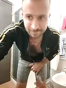 Snapshot of gilera250s chatting on January 17, 8:33 pm gilera250s online show from January 17, 8:33 pm