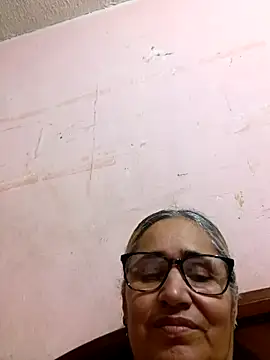  candi online show from November 30, 2:26 am