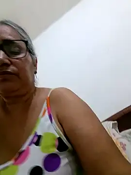 candi online show from April 25, 3:20 pm