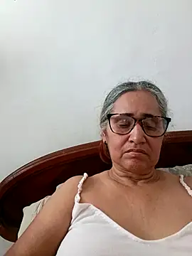  candi online show from May 11, 4:15 pm