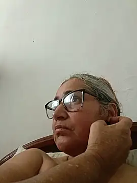  candi online show from May 13, 4:26 pm