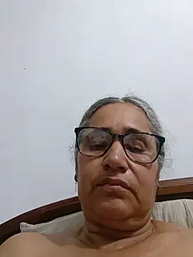  candi online show from May 14, 4:52 am