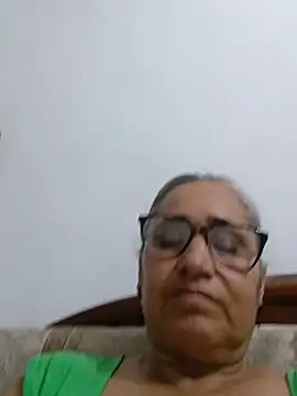  candi online show from May 25, 2:28 am