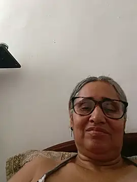  candi online show from May 26, 4:14 pm