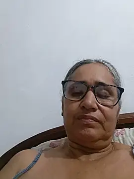  candi online show from May 30, 1:03 am