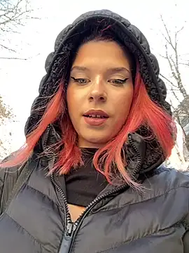 RiriRoseey online show from March 3, 8:16 am