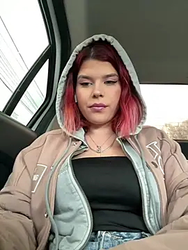 RiriRoseey online show from March 22, 8:40 am