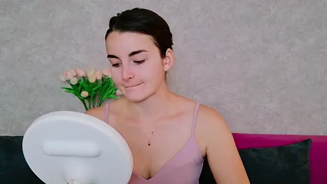 Miss Arwen online show from September 16, 3:51 am